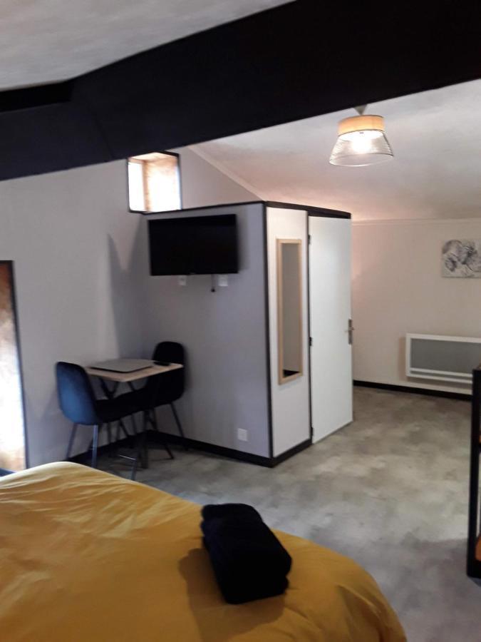 La chambre d'à côté Doulezon Exterior foto